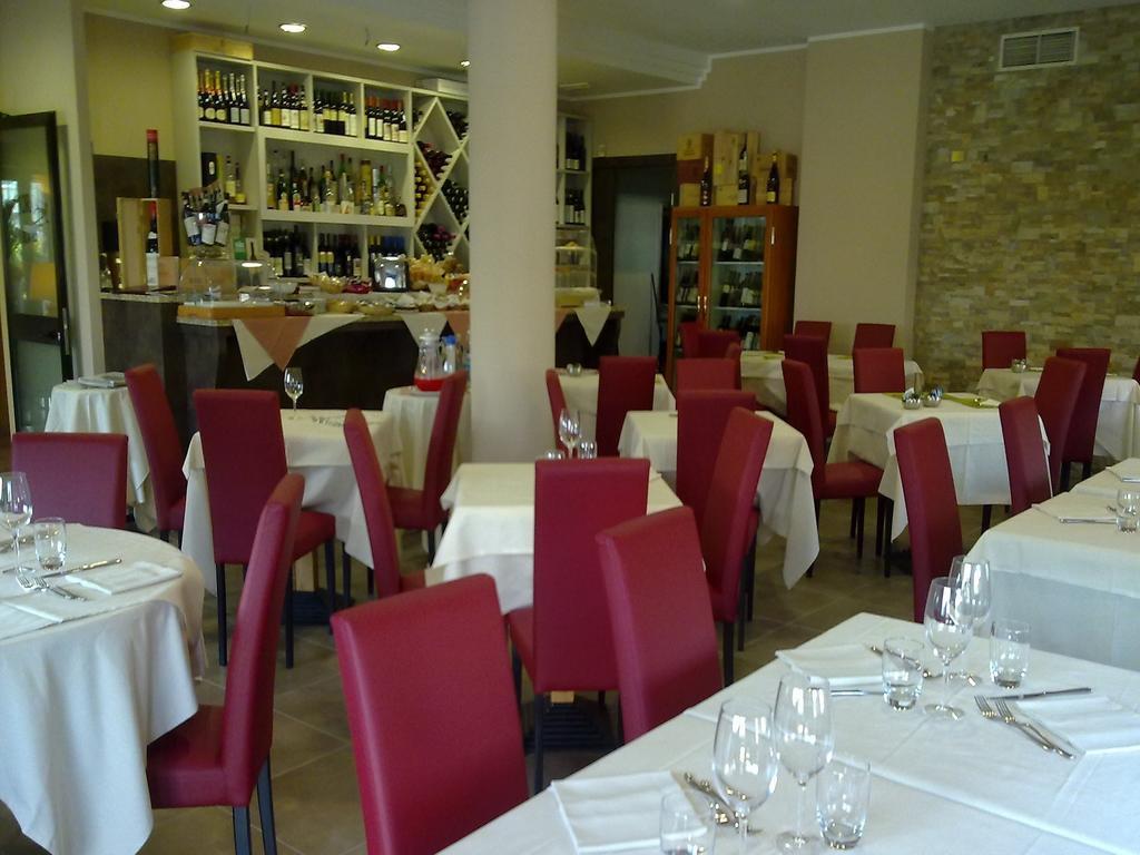Hotel Des Alpes Rosta ห้อง รูปภาพ
