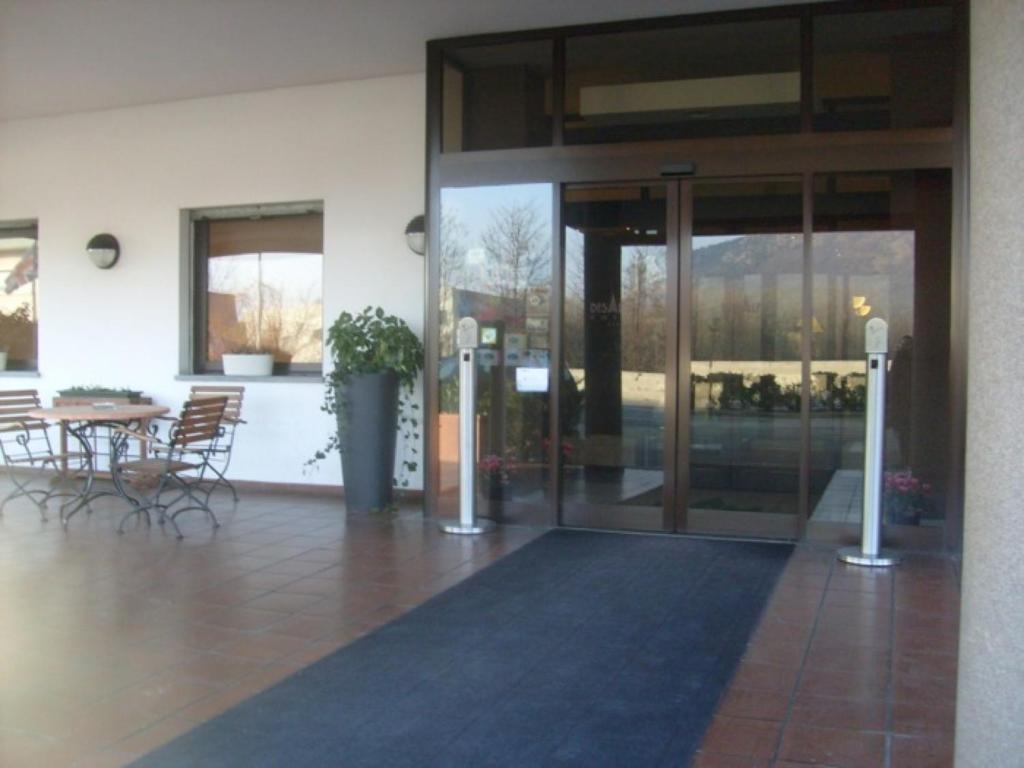 Hotel Des Alpes Rosta ภายนอก รูปภาพ